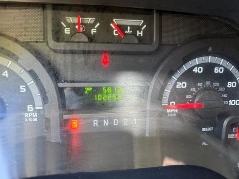 Used 2014 Ford E-150 and Econoline 150 w/ Power Group RWD image 12
