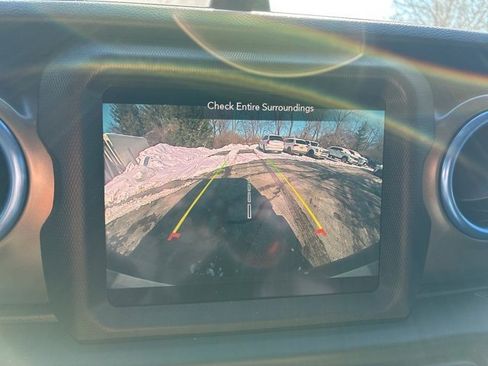 Used 2021 Jeep Wrangler Unlimited Sport image 15