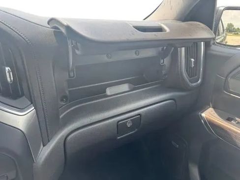 Used 2020 Chevrolet Silverado 1500 RST AWD/4WD image 30