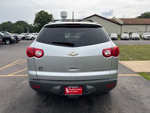 Used 2012 Chevrolet Traverse LS FWD image 7