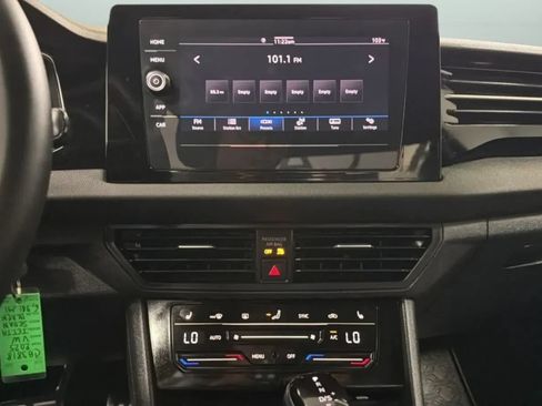 Used 2025 Volkswagen Jetta Sport FWD image 15