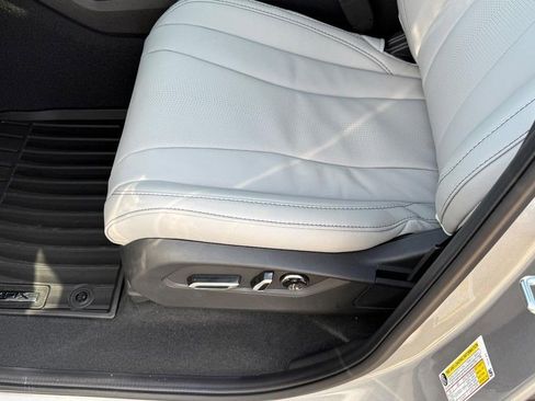 Certified 2026 Acura MDX SH-AWD w/ Technology Package image 14