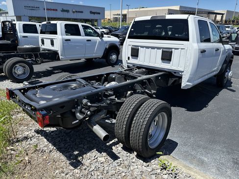 New 2025 RAM 4500 Tradesman image 8