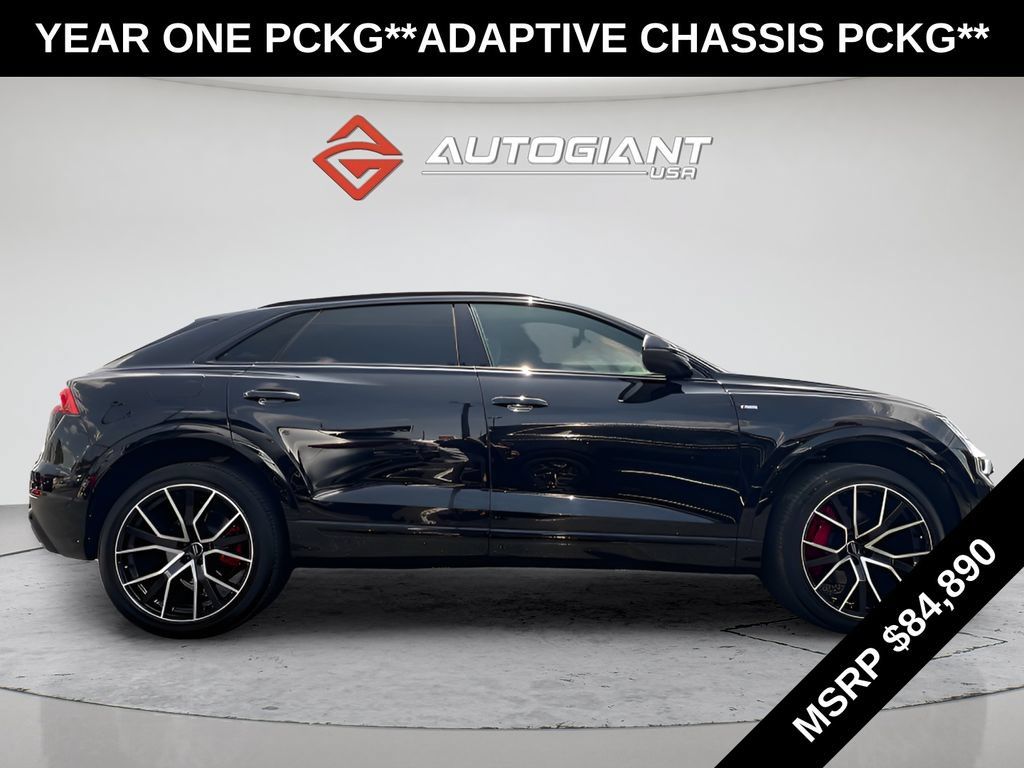Used 2019 Audi Q8 Prestige w/ Adaptive Chassis Package AWD/4WD image 16