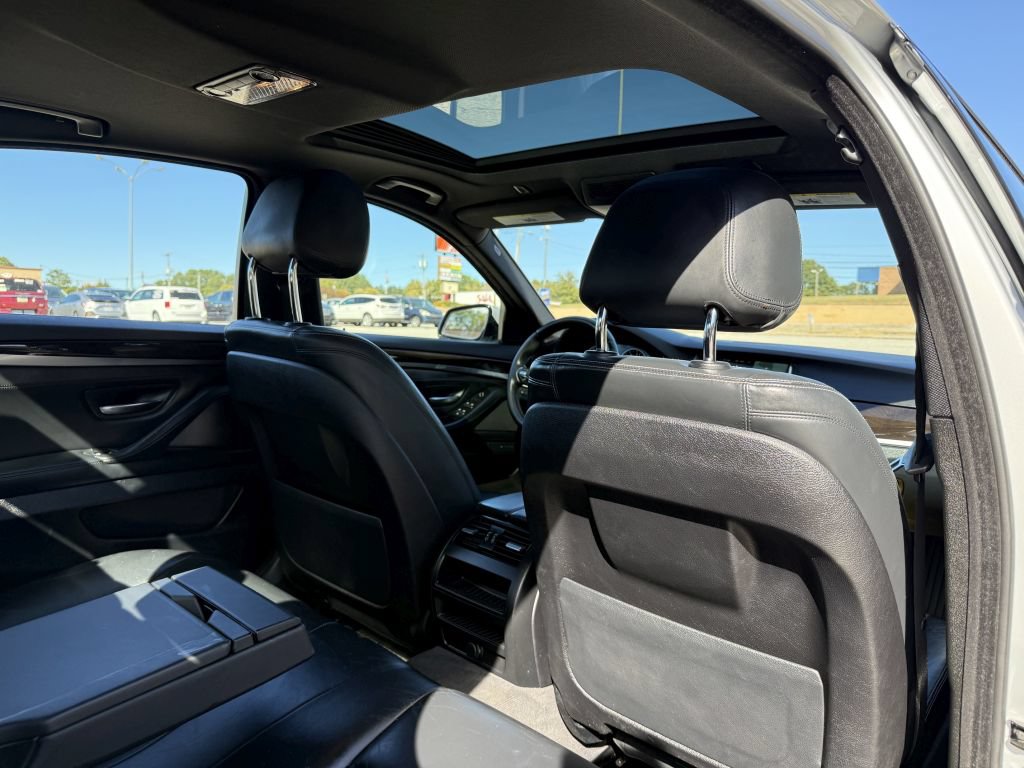Used 2016 BMW 528i Sedan RWD image 25