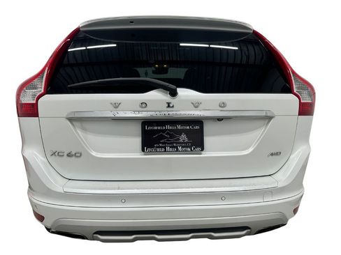 Used 2017 Volvo XC60 T6 Dynamic w/ Preferred Option Package image 5