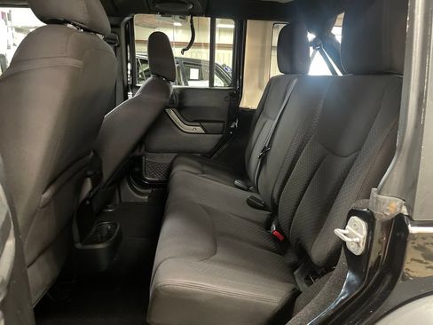 Used 2013 Jeep Wrangler Unlimited Sport AWD/4WD image 21