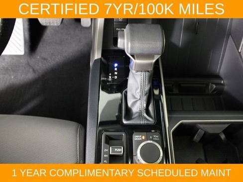 Used 2024 Toyota Tundra SR5 w/ SR5 Convenience Package AWD/4WD image 25