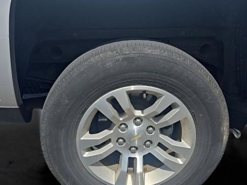 Used 2018 Chevrolet Silverado 1500 LT w/ All Star Edition AWD/4WD image 19