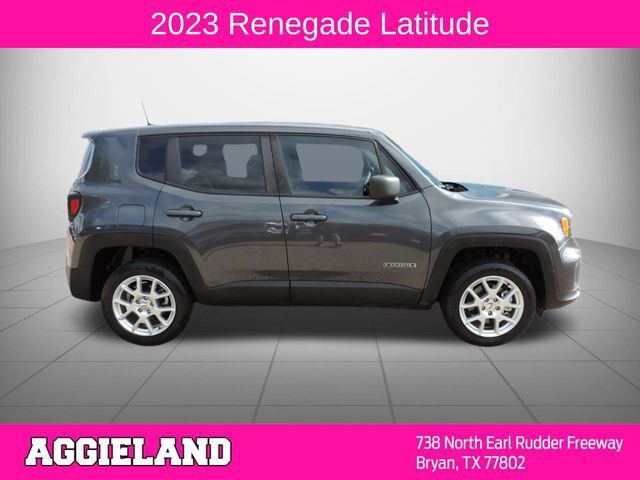 Used 2023 Jeep Renegade Latitude AWD/4WD image 2
