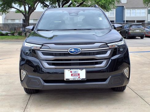 Certified 2025 Subaru Forester Premium AWD/4WD image 21