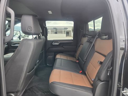 Used 2025 Chevrolet Silverado 3500 High Country w/ High Country Premium Package AWD/4WD image 16