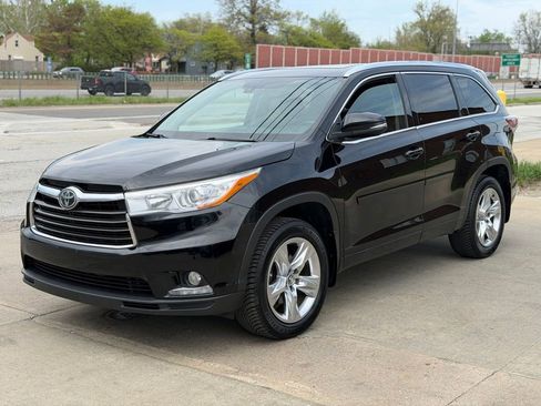 Used 2016 Toyota Highlander Limited Platinum AWD/4WD image 1