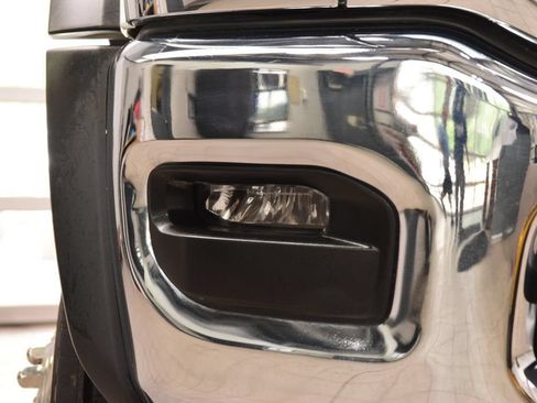 Used 2025 RAM 5500 4x4 Crew Cab image 8