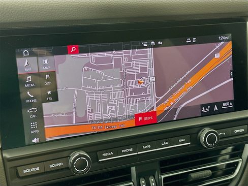 Used 2021 Porsche Macan image 14