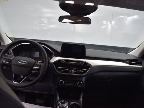 Used 2022 Ford Escape SE w/ SE Sport Appearance Package AWD/4WD image 23