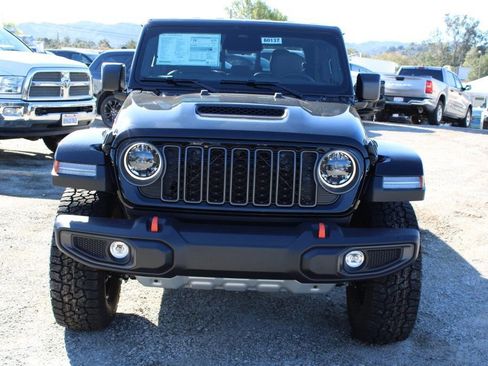 New 2026 Jeep Gladiator Mojave w/ Safety Group image 2