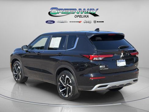 Used 2024 Mitsubishi Outlander SE image 5