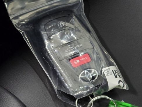 Certified 2024 Toyota Corolla XSE image 35