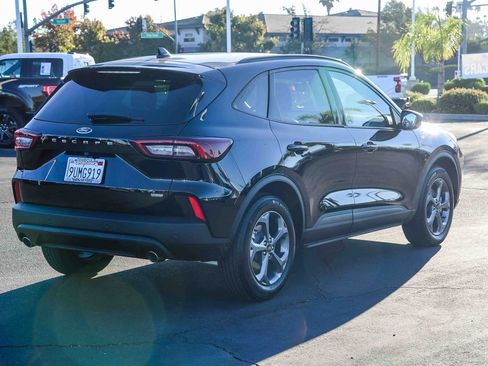 Used 2025 Ford Escape ST-Line w/ Equipment Group 301A image 6