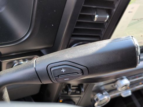 Used 2026 Ford F250 Lariat w/ Black Appearance Package image 25