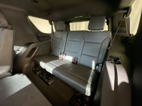Used 2021 Chevrolet Tahoe LT AWD/4WD image 23