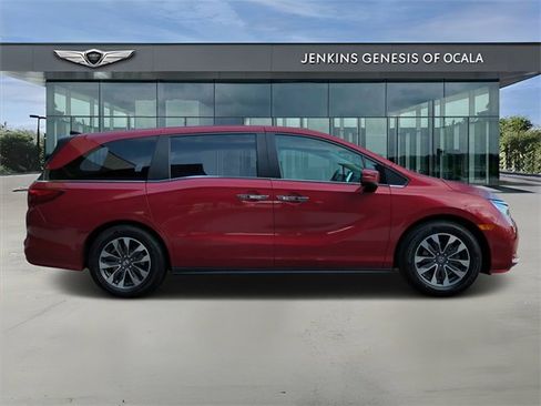 Used 2023 Honda Odyssey EX-L image 2