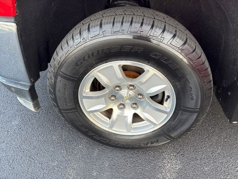 Used 2018 Chevrolet Silverado 1500 LT w/ All Star Edition image 26