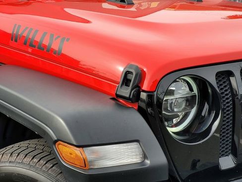 Used 2022 Jeep Wrangler Unlimited Sport image 11