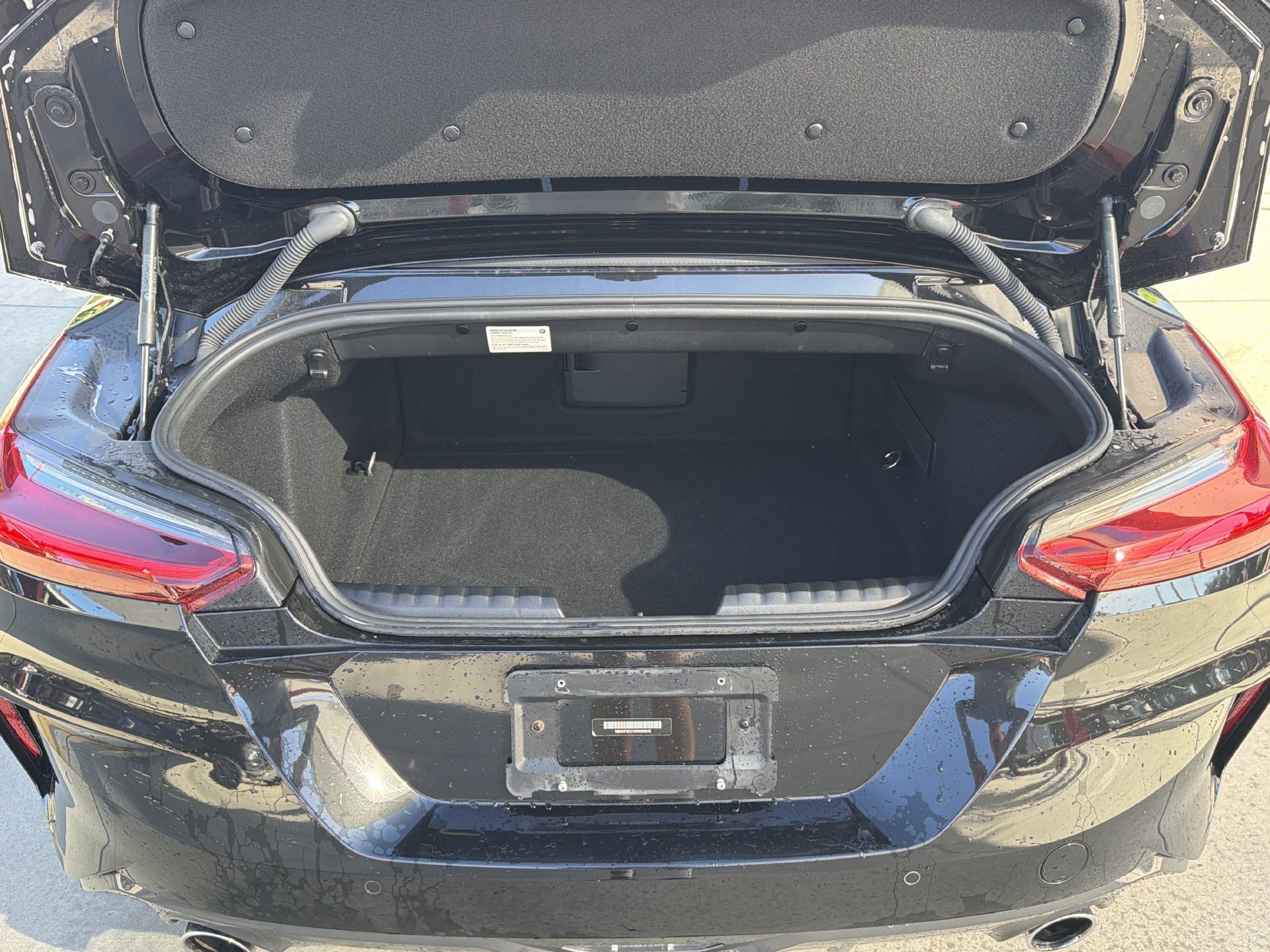 Used 2019 BMW Z4 sDrive30i w/ M Sport Package RWD image 11