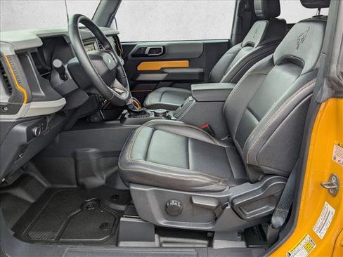 Used 2022 Ford Bronco Badlands w/ Sasquatch Package image 14