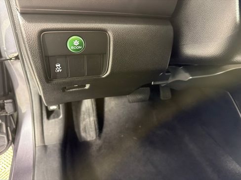 Used 2013 Honda Accord LX image 10