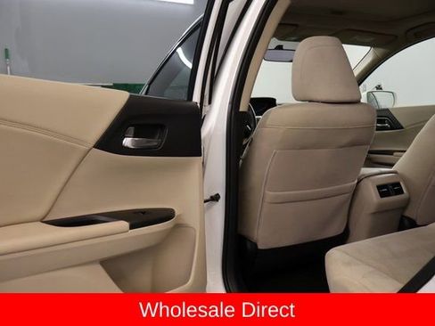Used 2015 Honda Accord EX image 27