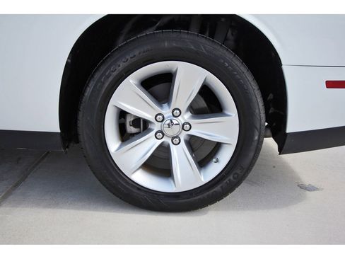 Used 2023 Dodge Challenger SXT image 30