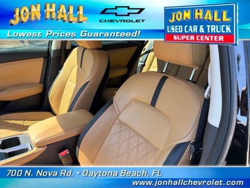 Used 2025 Nissan Sentra SV w/ SV Premium Package FWD image 22