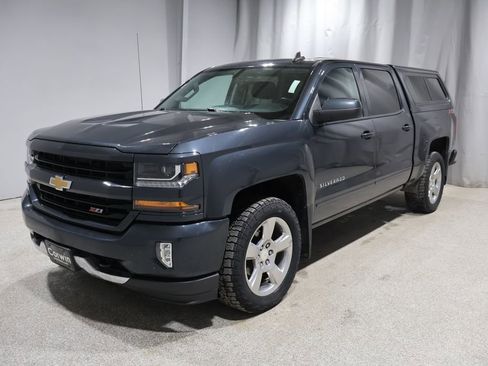 Used 2018 Chevrolet Silverado 1500 LT w/ All Star Edition image 8