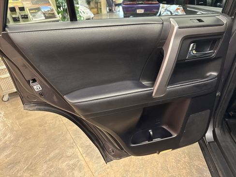 Used 2021 Toyota 4Runner SR5 Premium w/ Moonroof Package image 22