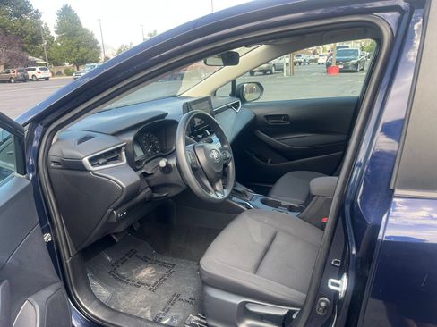 Used 2024 Toyota Corolla LE FWD image 11