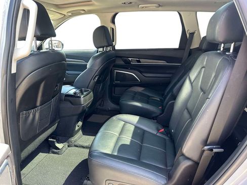 Used 2022 Kia Telluride SX w/ Nightfall Edition Package AWD/4WD image 43