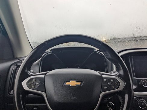 Used 2021 Chevrolet Colorado LT image 22