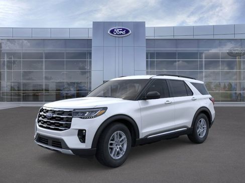New 2025 Ford Explorer Active w/ Active Comfort Package image 1