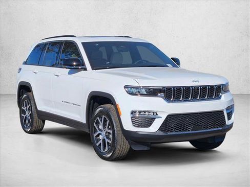 New 2025 Jeep Grand Cherokee Limited w/ Luxury Tech Group II RWD image 7