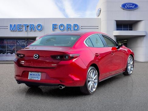 Used 2023 MAZDA MAZDA3 s FWD image 3