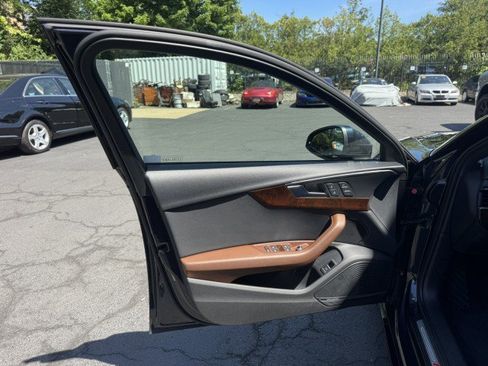 Used 2017 Audi A4 2.0T Prestige w/ Prestige Package AWD/4WD image 19