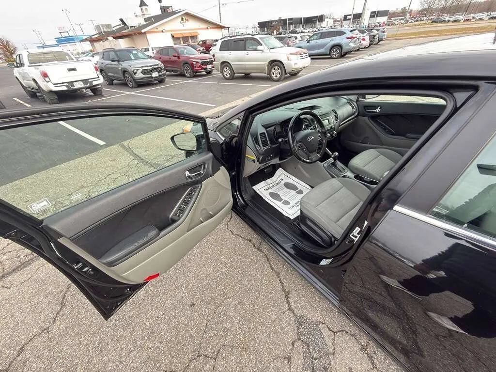 Used 2015 Kia Forte EX FWD image 20
