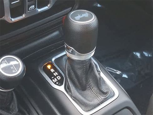 Used 2020 Jeep Wrangler Unlimited Sport image 22