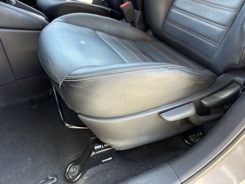 Used 2020 Nissan Kicks SR w/ SR Premium Package FWD image 34