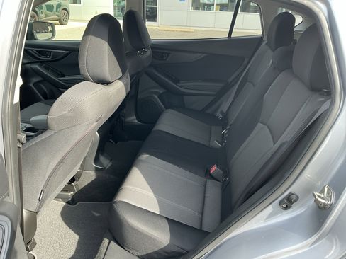 Used 2020 Subaru Crosstrek 2.0i AWD/4WD image 16