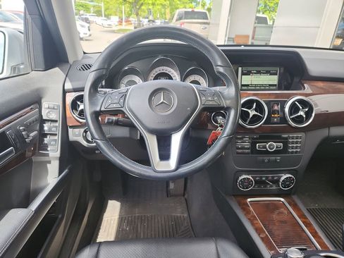 Used 2014 Mercedes-Benz GLK 350 4MATIC image 7