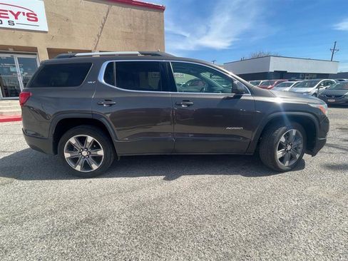 Used 2019 GMC Acadia SLT image 4